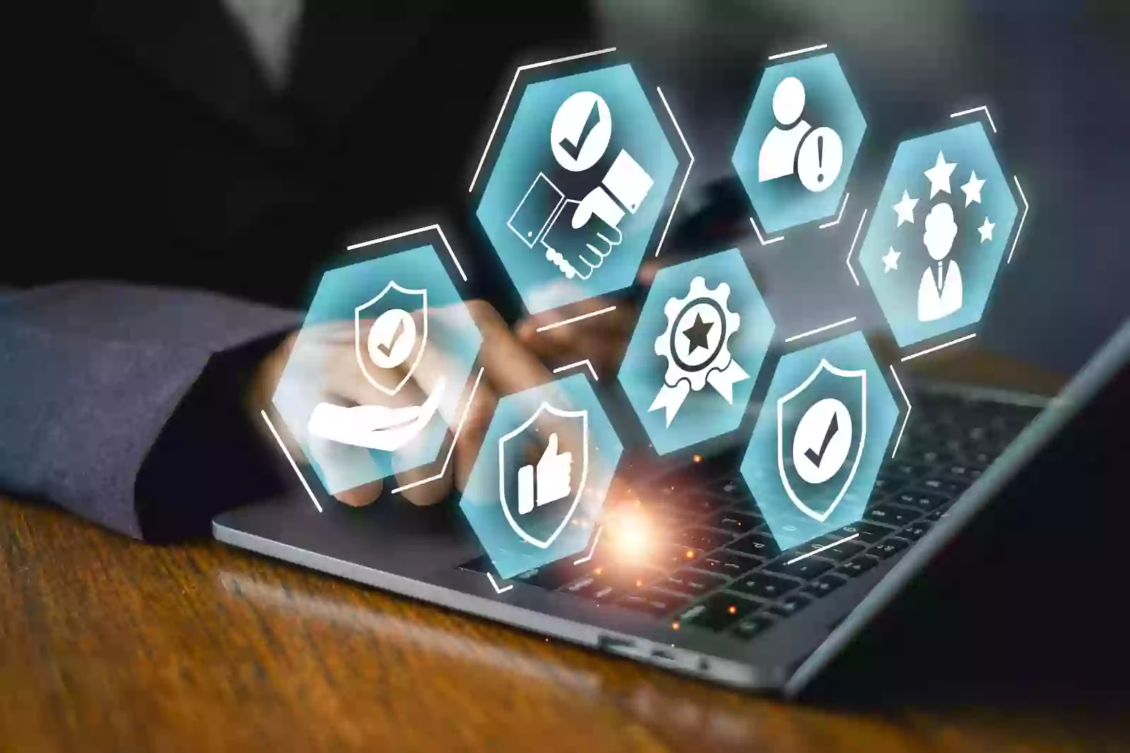 Profesional berinteraksi dengan panel tata kelola digital